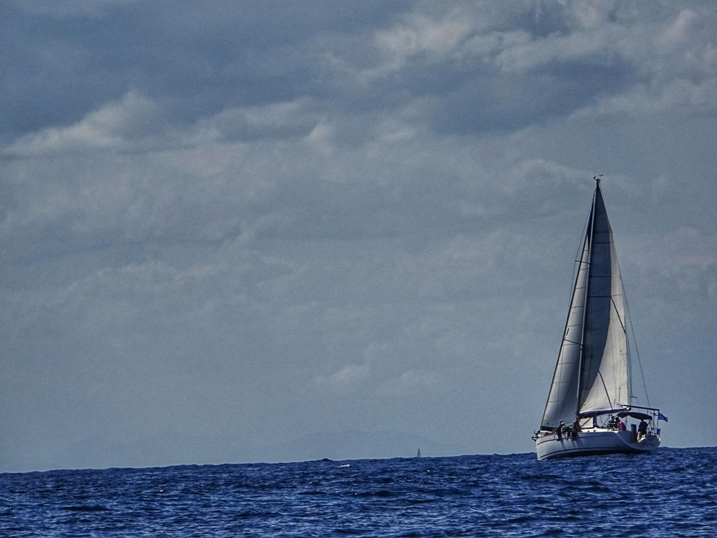 Πρόωρος καύσωνας... - Media