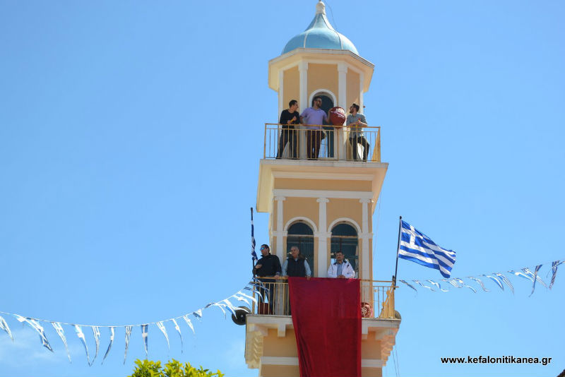 Οι Κεφαλονίτες έσπασαν τους «μπότιδες» (Video) - Media
