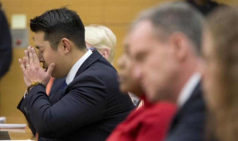 Ελεύθερος αφέθηκε πρώην αστυνομικός που σκότωσε έναν Αφροαμερικανό, πατέρα μικρού κοριτσιού - Media