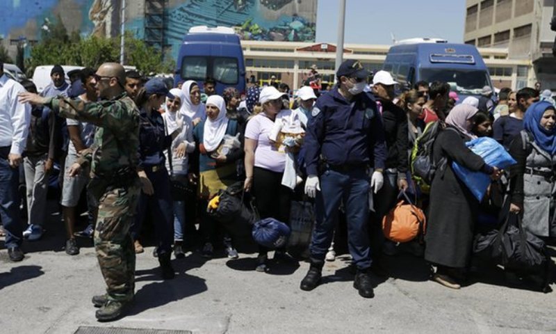 Guardian: Έμβλημα της ανικανότητας της κυβέρνησης η κατάσταση στον Πειραιά - Media