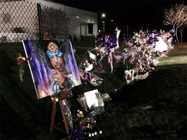 Σε... τόπο προσκυνήματος μετατρέπεται η έπαυλη του πρίγκιπα της μουσικής - Media