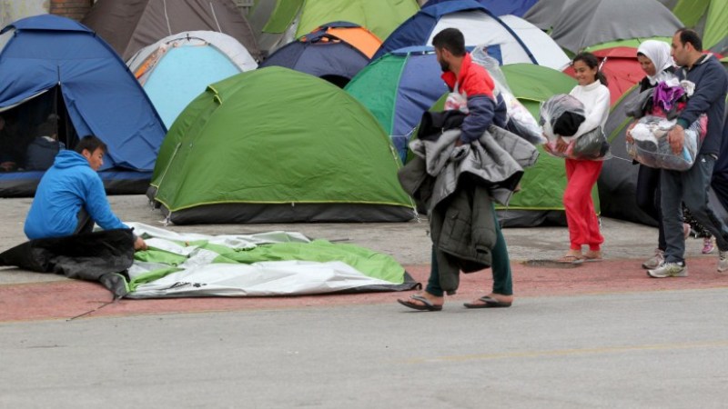 Άδειασε από πρόσφυγες ο Πειραιάς, έξι μήνες μετά - Media