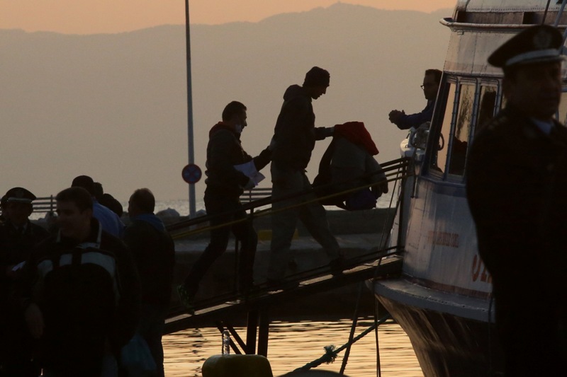 Επέστρεψαν στην Τουρκία οι πρώτοι 136 μετανάστες (Video) - Media