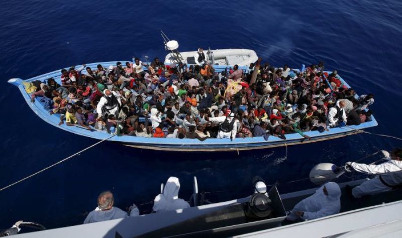 Σικελία: 180 μετανάστες σε καραντίνα ανοιχτά του Παλέρμο - Media
