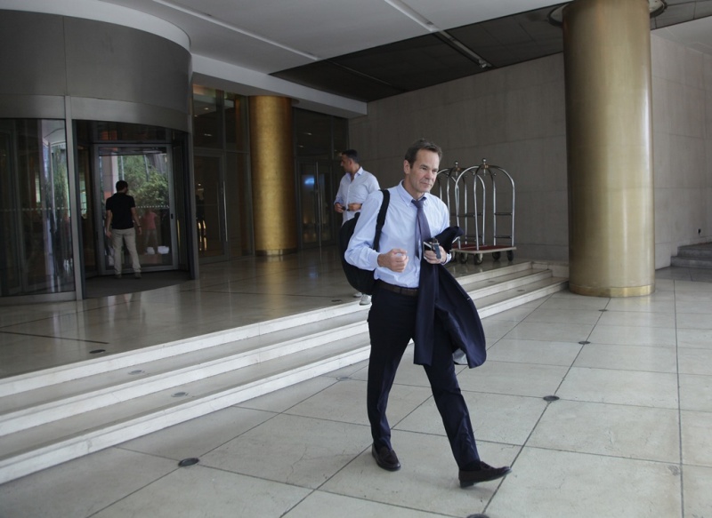 Τα… μπιλιετάκια από τους θεσμούς στον κ. Φλαμπουράρη - Media