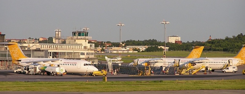 «Καθηλωμένα» τα αεροπλάνα στη Σουηδία λόγω προβλήματος στο δίκτυο επικοινωνίας - Media