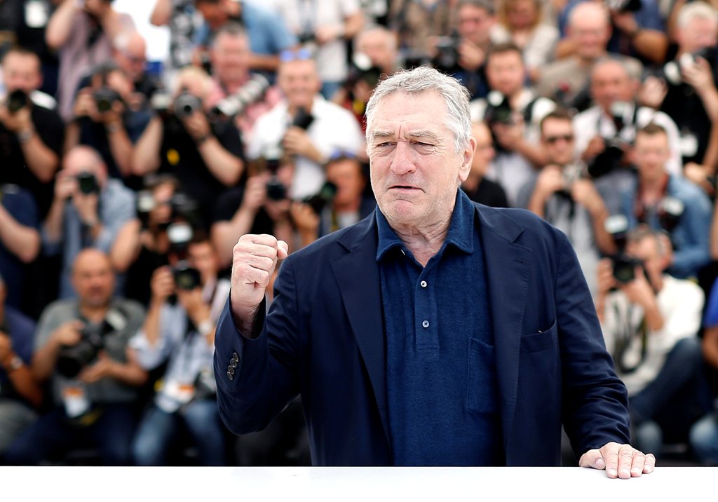 Κάννες: Αποθεώθηκε από φαν και φωτογράφους ο Ντε Νίρο (Photos) - Media