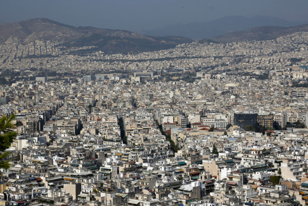 «Κόκκινα» δάνεια: «Παγώνουν» οι μεταβιβάσεις στα funds μέχρι 15 Ιουνίου - Media