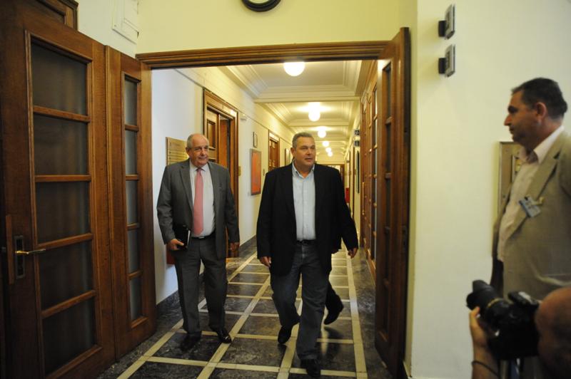 Καμμένος: Ξεκινούν καλύτερες μέρες για τον ελληνικό λαό - Media