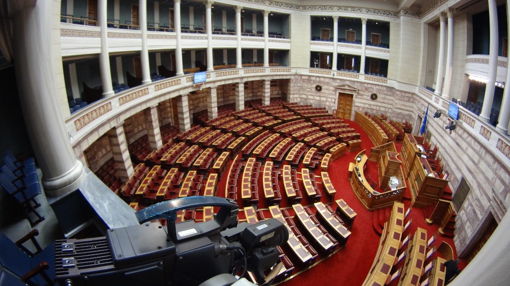 Καλοκαιρινή «βροχή» από νομοσχέδια προανήγγειλε ο Βούτσης - Media