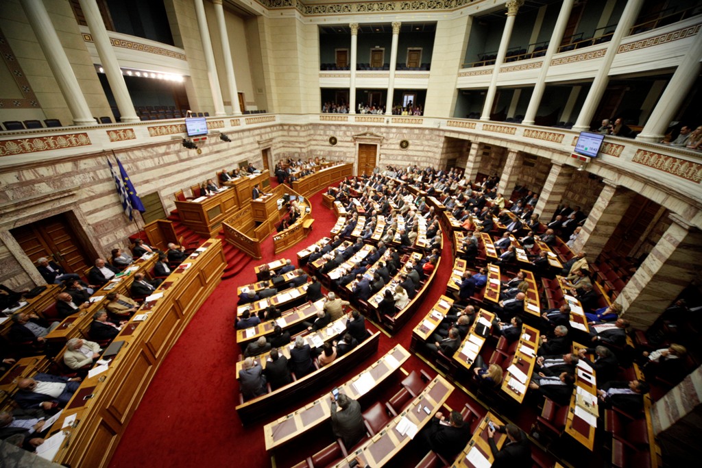 Κυβερνητική τροπολογία θα αντικαταστήσει τη διάταξη για τις offshore - Media