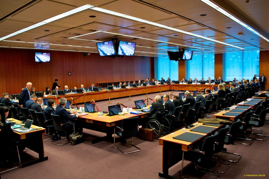 Σε αναζήτηση συμβιβασμού για χρέος και προληπτικά μέτρα το Eurogroup - Δεν αναμένονται αποφάσεις - Media
