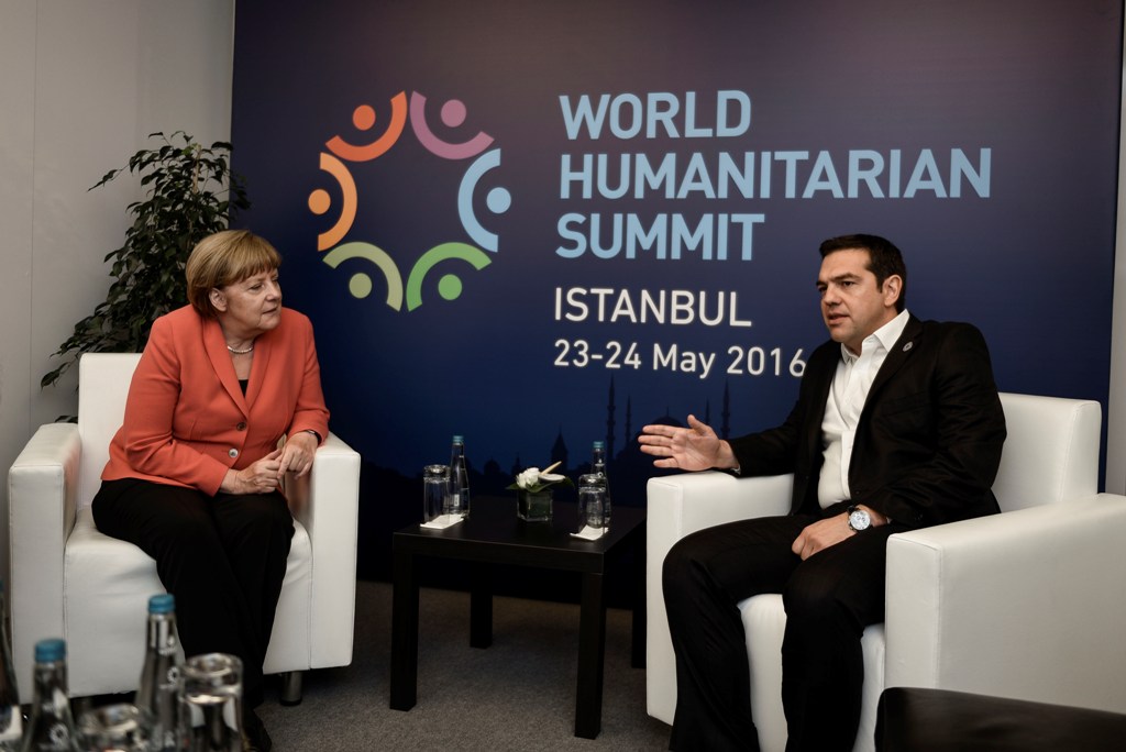 Το προσφυγικό συζήτησαν Τσίπρας-Μέρκελ - Αισιοδοξία για το Eurogroup - Media