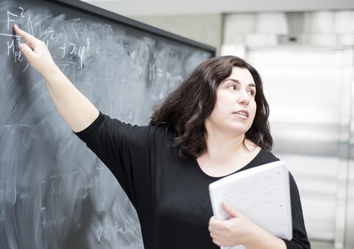 Η κορυφαία φυσικός στον κόσμο είναι Ελληνίδα  - Media