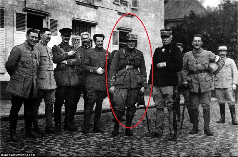 Αναγνωρίζετε τον ηγέτη που πολέμα στον Α Παγκόσμιο Πόλεμο στην πρώτη γραμμή; (Σπάνιες φωτογραφίες) - Media