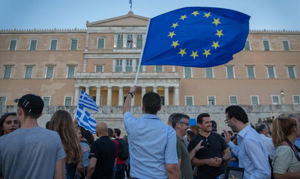 Ταξιδιωτική οδηγία για την Ελλάδα εξέδωσε το βρετανικό ΥΠΕΞ - Media