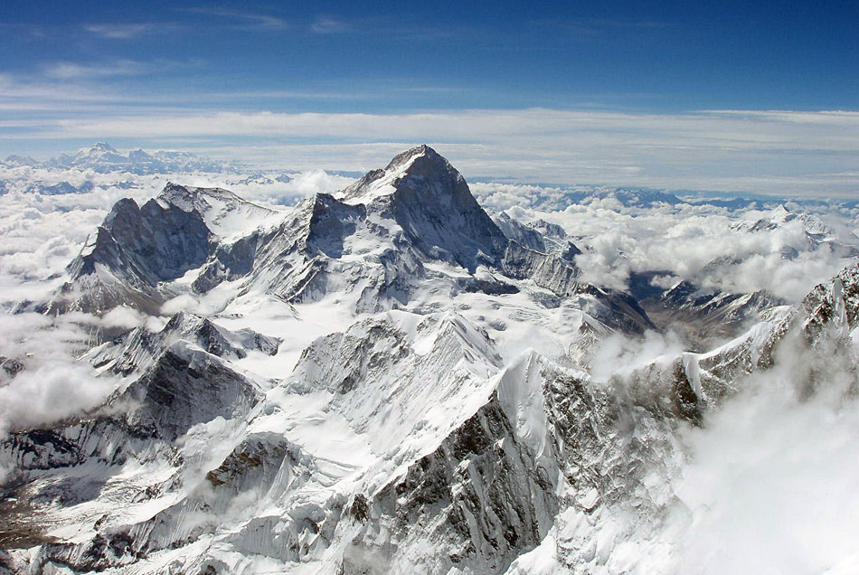 Βρέθηκαν οι σοροί δύο ορειβατών στα Ιμαλάια μετά από 16 χρόνια (Photos) - Media