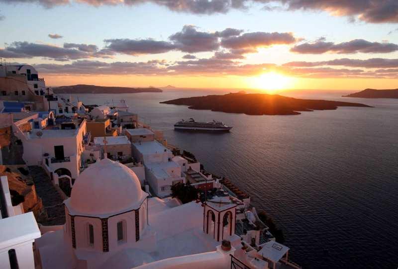 Η Σαντορίνη το καλύτερο νησί της Ευρώπης σύμφωνα με το Global Traveler Awards - Media