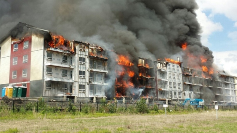 Στάχτη το 20% των σπιτιών στο Φορτ ΜακΜάρεϊ του Καναδά (Photos)   - Media