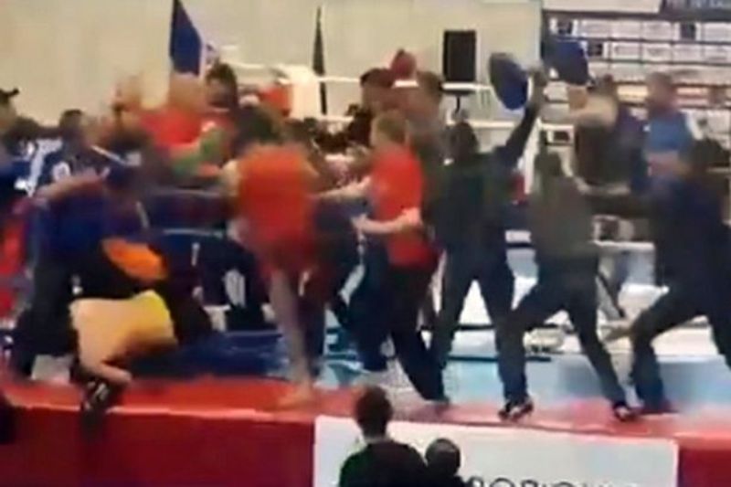 Άγριο ξύλο σε αγώνα Ευρωπαϊκού Πρωταθλήματος Κουνγκ Φου (Video) - Media