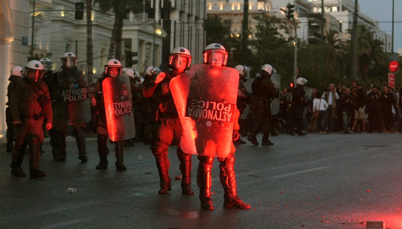Ο ΣΥΡΙΖΑ… καταδικάζει την στάση της αστυνομίας στο συλλαλητήριο του Συντάγματος - Media