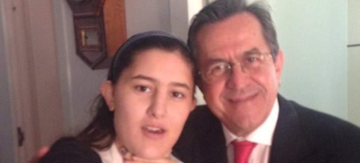 Μάχη για τη ζωή της δίνει η 17χρονη κόρη του Νίκου Νικολόπουλου (Photos) - Media