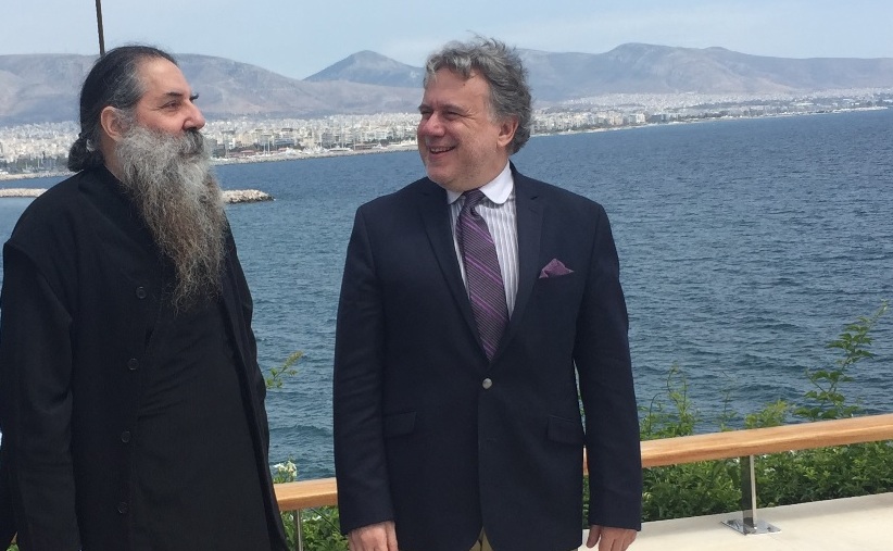 Συνάντηση Κατρούγκαλου - Σεραφείμ «για κοινωνικά θέματα» - Media