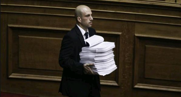 Στη Βουλή το πολυνομοσχέδιο-Κατατέθηκε και η τροπολογία για τον «κόφτη» (pdf) - Media