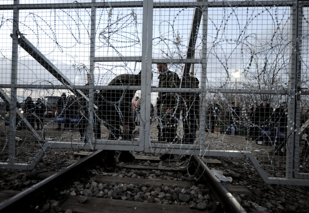 Ένταση μεταξύ προσφύγων στην Ειδομένη - Media
