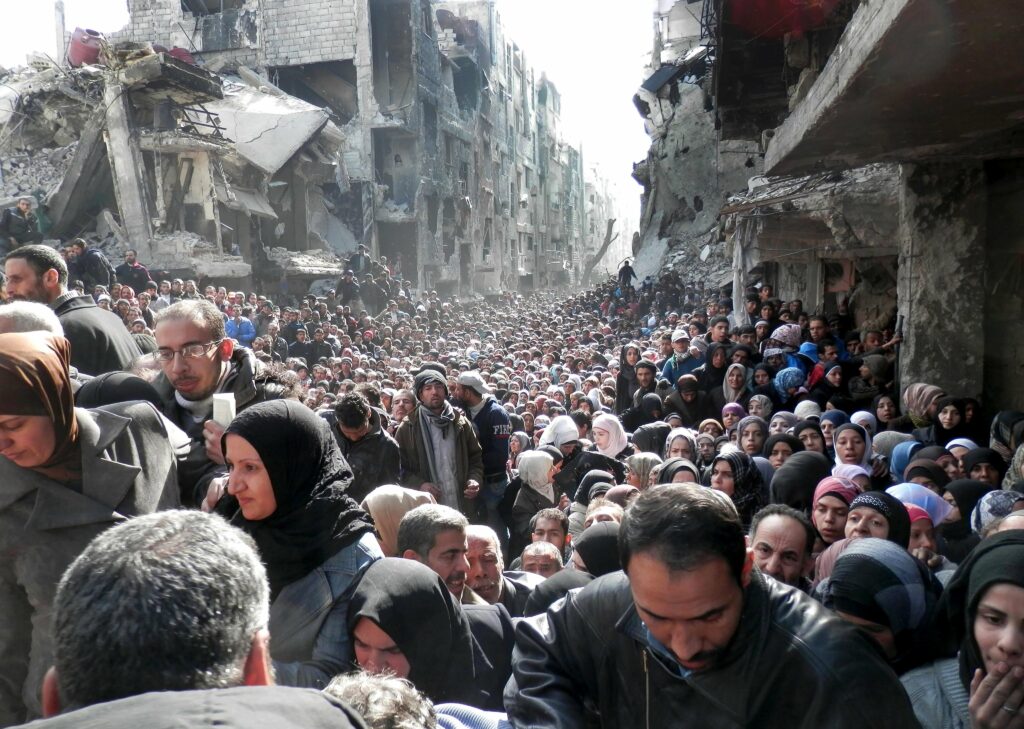 Άλλους 6.000 Σύριους ξεσπίτωσε το ISIS - Μαζική φυγή καθώς οι τζιχαντιστές πλησιάζουν στο Χαλέπι - Media