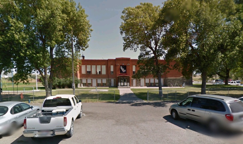 Τρεις λευκοί μαθητές σοδόμισαν μαύρο συμμαθητή τους με μια κρεμάστρα - Media