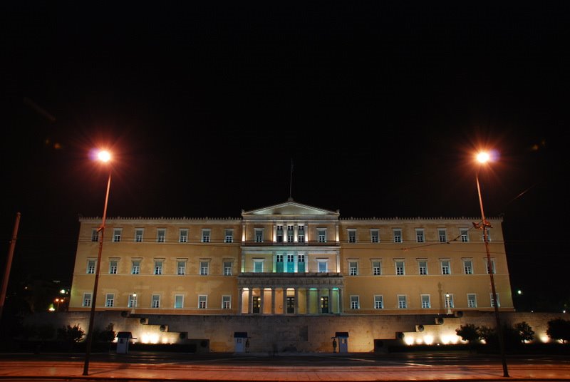 Μέχρι τις 22/5 ψηφίζεται το πολυνομοσχέδιο για τον «κόφτη», τα «κόκκινα δάνεια» και τους νέους φόρους - Media