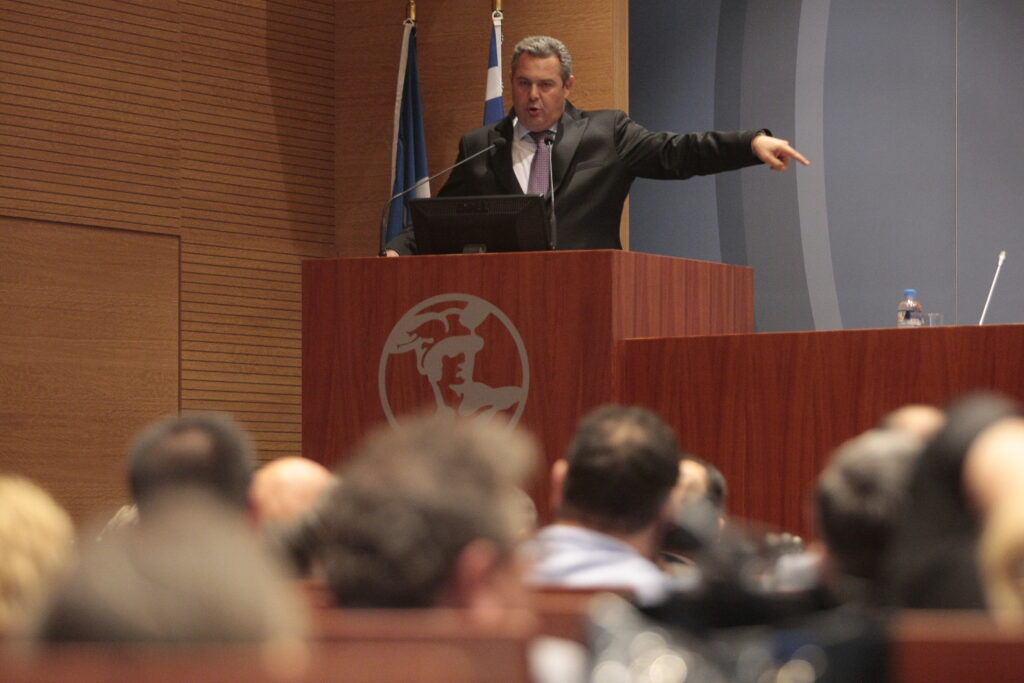 Καμμένος: Κάποια από τα μέτρα δεν συνάδουν με το νόημα του Συντάγματος - Media