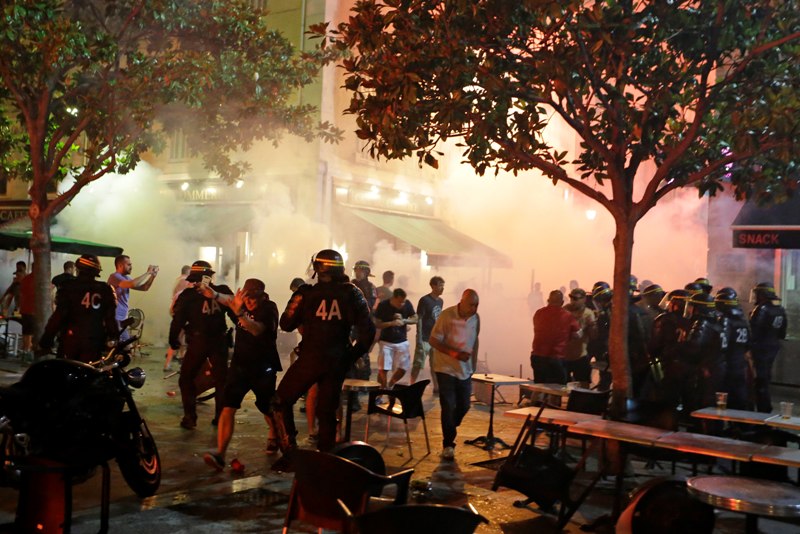 Διπλωματικό επεισόδιο μεταξύ Ρωσίας και Γαλλίας λόγω των επεισοδίων στο Euro - Κλήθηκε για εξηγήσεις ο Γάλλος πρεσβευτής στη Μόσχα  - Media