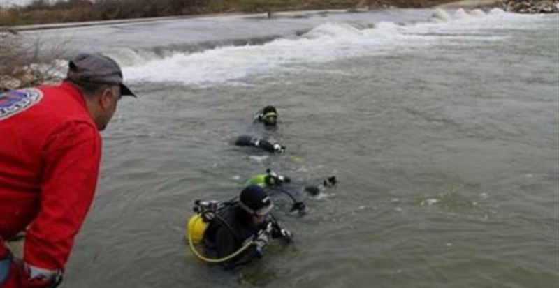 Συναγερμός για 26χρονο που αγνοείται - Βούτηξε για να δροσιστεί - Media