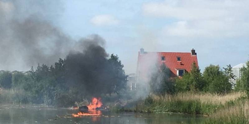 Συντριβή ελβετικού στρατιωτικού αεροσκάφους στην Ολλανδία (Videos) - Media