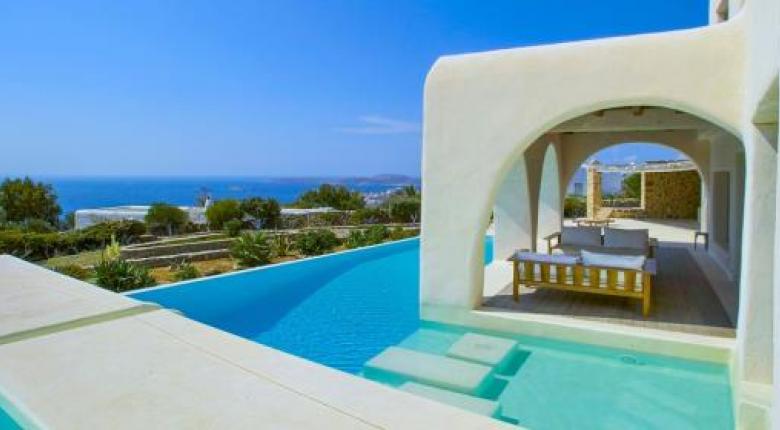 Μύκονος: Οι βίλες των εμίρηδων και η Ελλάδα των...κακομοίρηδων - Media