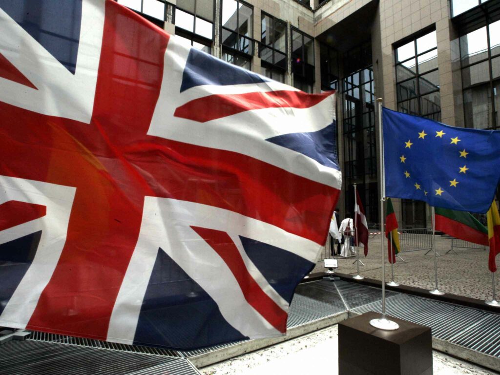 Η ΕΕ προετοιμάζει το σενάριο του «άγριου» Brexit - Media