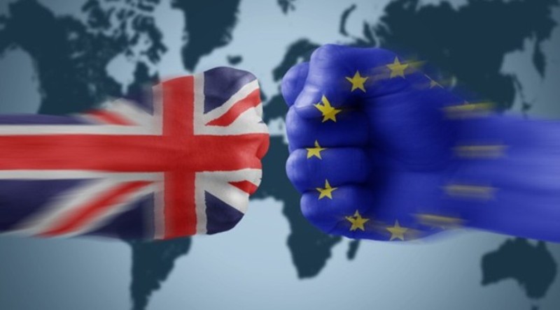 Brexit: Νέα δημοσκόπηση δίνει προβάδισμα στην παραμονή στην Ευρώπη - Media