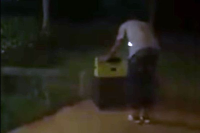 Τρομακτική ανακάλυψη στην Κίνα: Βρήκαν βιασμένη γυναίκα παγιδευμένη σε μια βαλίτσα (Video) - Media