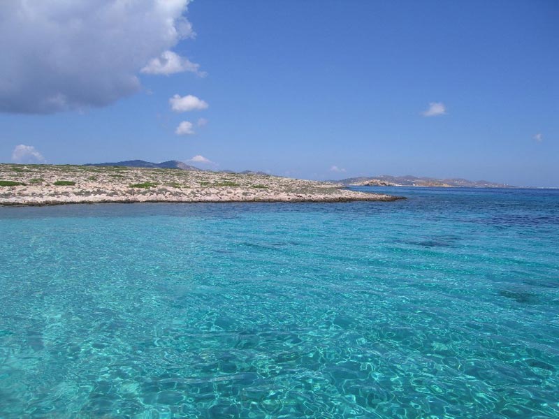 Δεσποτικό: το νησί «μουσείο» της Ελλάδας με τις ειδυλλιακές παραλίες  - Media