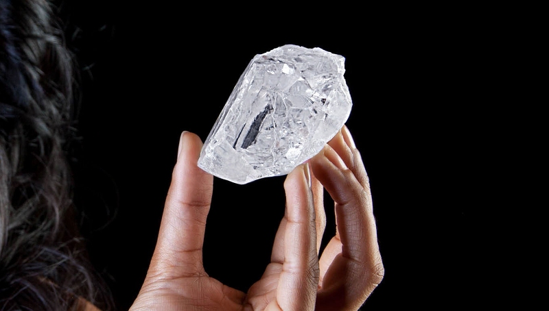 Στο σφυρί το μεγαλύτερο διαμάντι του αιώνα (Photos) - Media