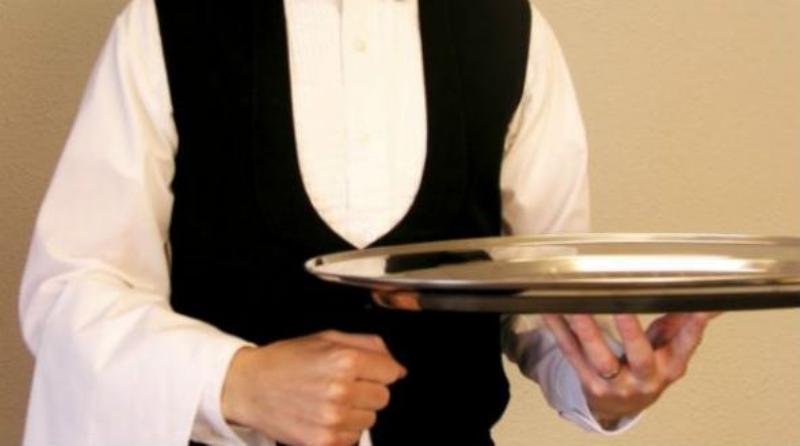 Πανικός στο διαδίκτυο από το «δίσκο σερβιρίσματος» του Μαυρίδη - Media