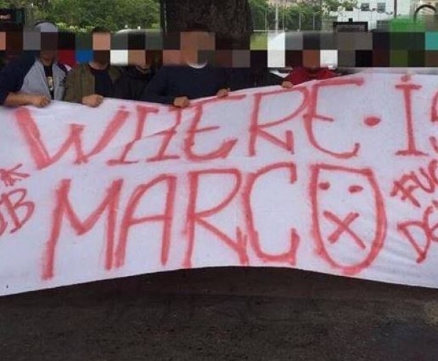 Το εμετικό πανό από οπαδούς της Γαλατασαράι (Photo) - Media