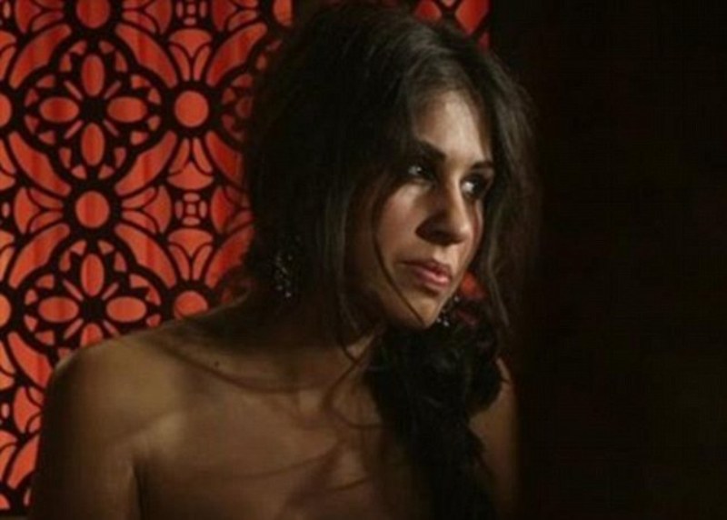 Ηθοποιός του Game of Thrones δηλώνει συνοδός πολυτελείας (Photos - Video) - Media