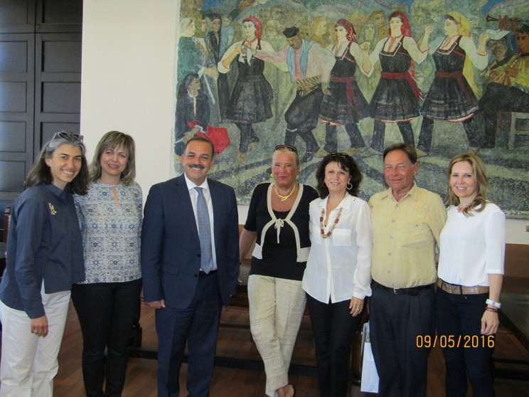 Αυτοί οι Γερμανοί μας αγαπούν πολύ - (Photo) - Media