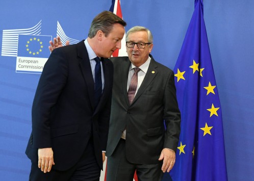 Απόρρητο έγγραφο Γιούνκερ προς Κομισιόν: "Μη μιλάτε στους Βρετανούς" - Media