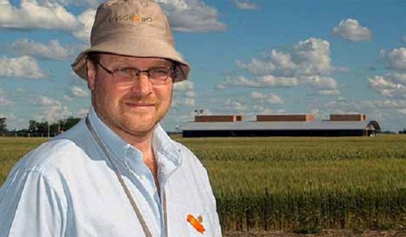 Ο "Βασιλιάς της Σόγιας" μεταφέρει το μοντέλο καλλέργειας του στην Κίνα - Media