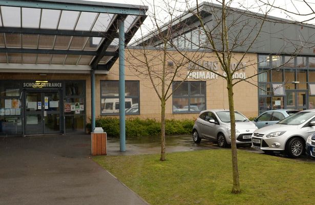 Βρετανικό σχολείο επιτρέπει στα αγόρια να φοράνε φούστες - Media