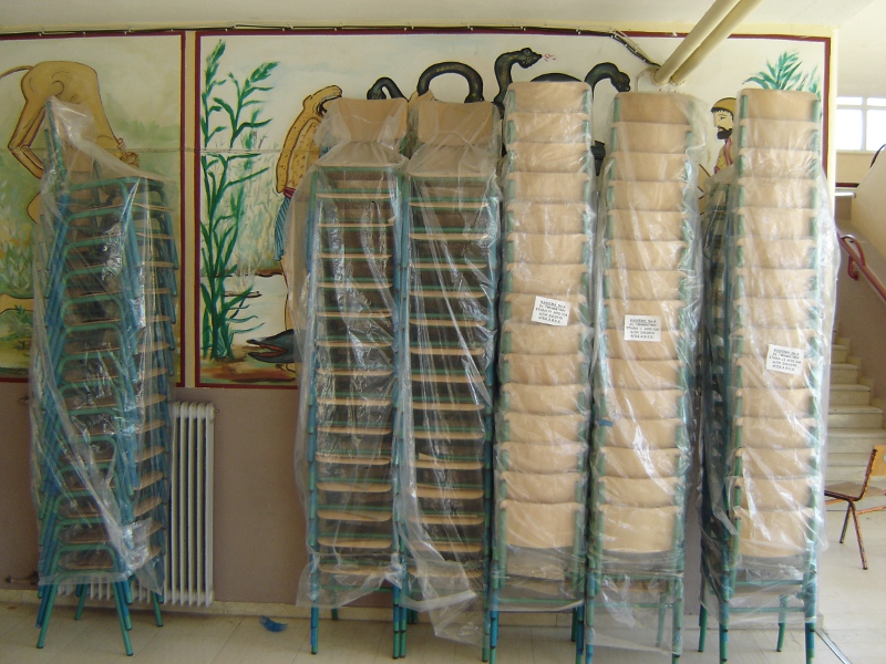 Πάτρα: Δασκάλα δημοτικού πέταξε… καρέκλα στη διευθύντρια - Media